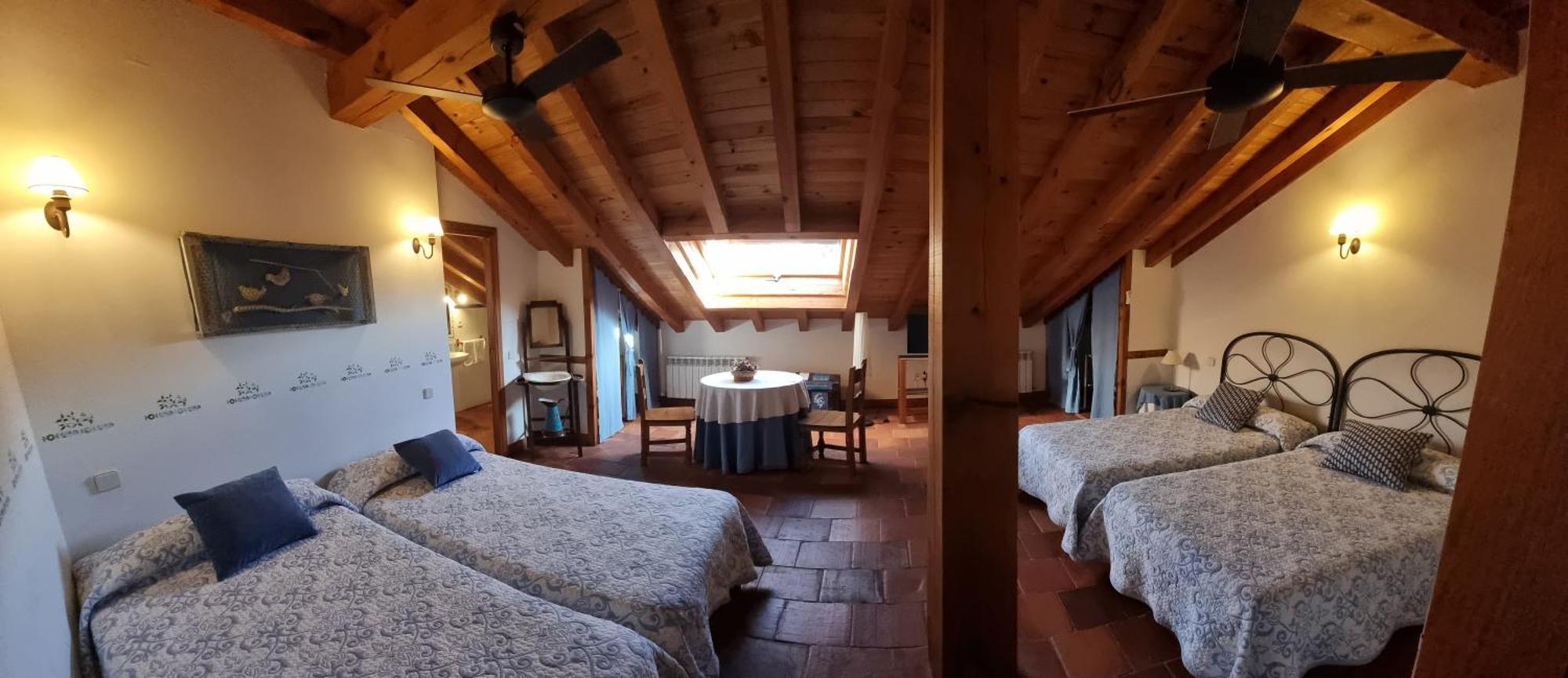 Hotel Rural El Adarve ไอยอน ภายนอก รูปภาพ