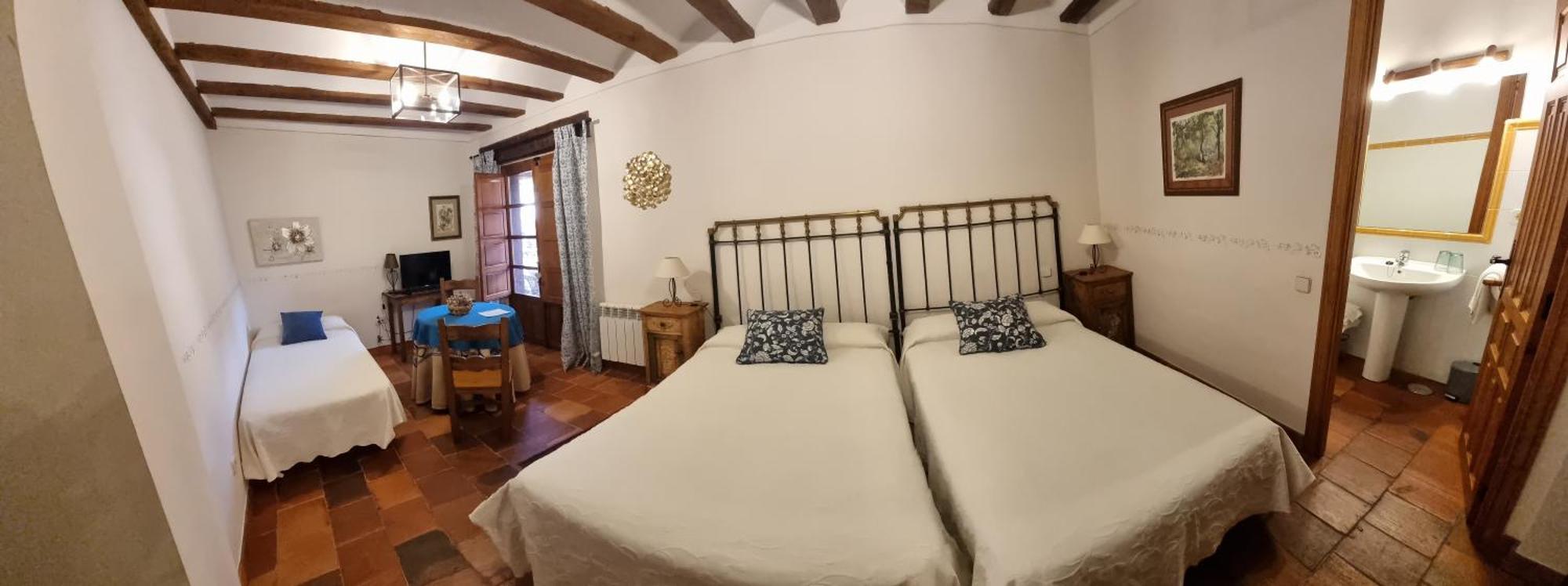 Hotel Rural El Adarve ไอยอน ภายนอก รูปภาพ