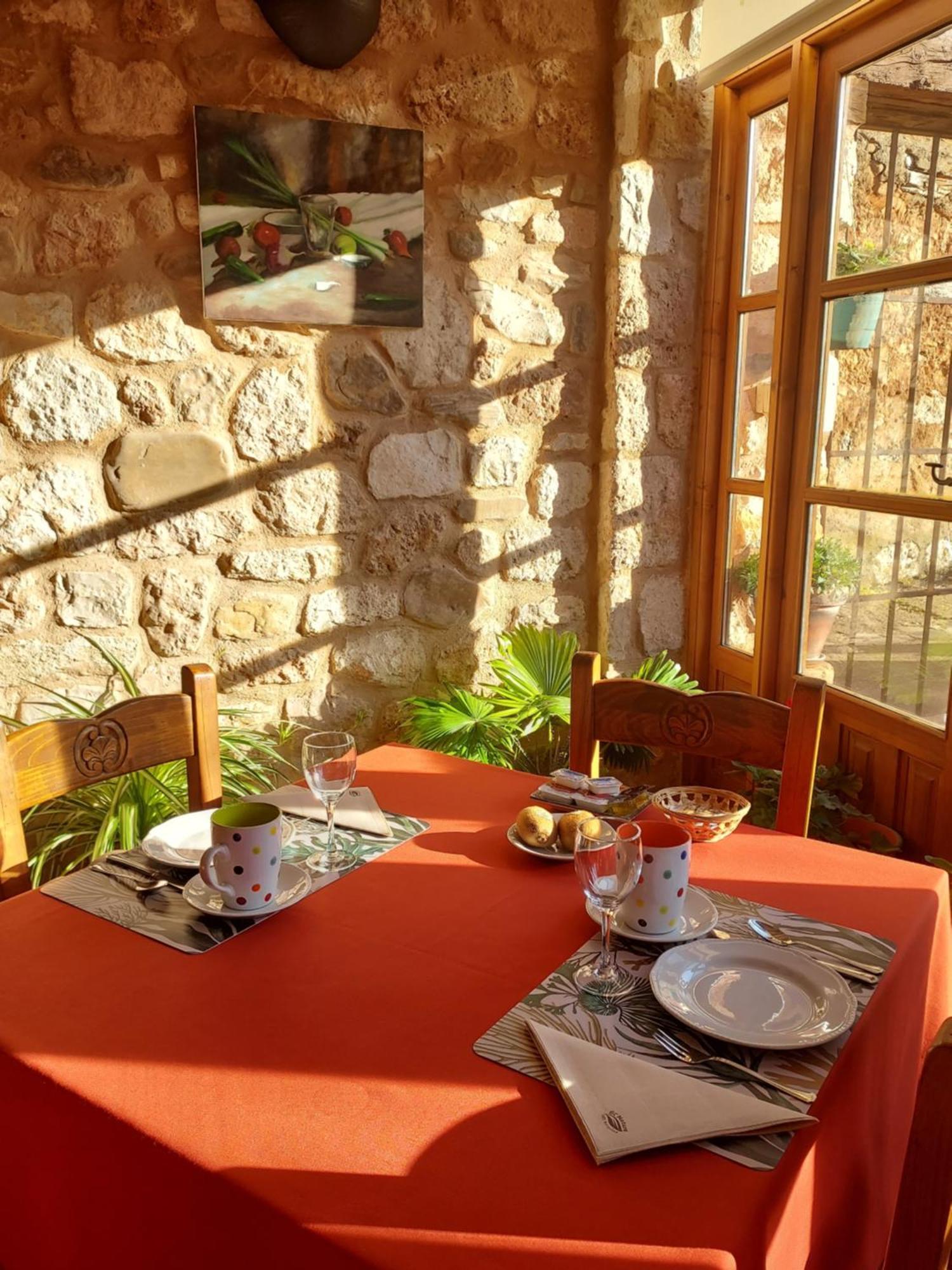 Hotel Rural El Adarve ไอยอน ภายนอก รูปภาพ