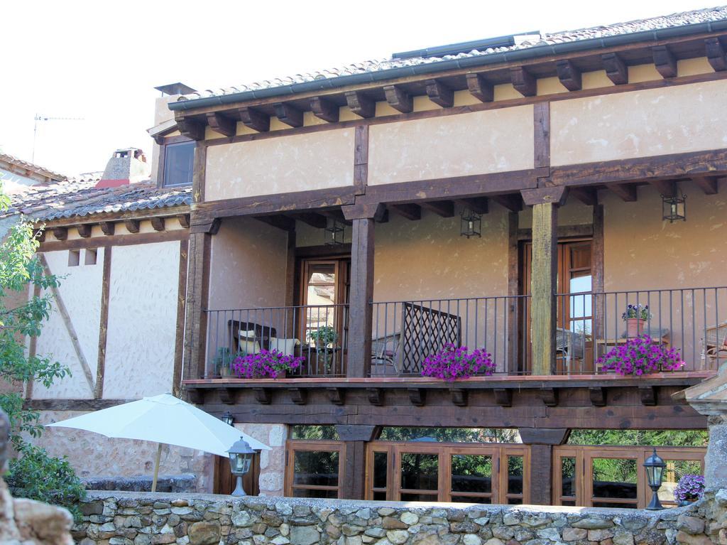 Hotel Rural El Adarve ไอยอน ภายนอก รูปภาพ