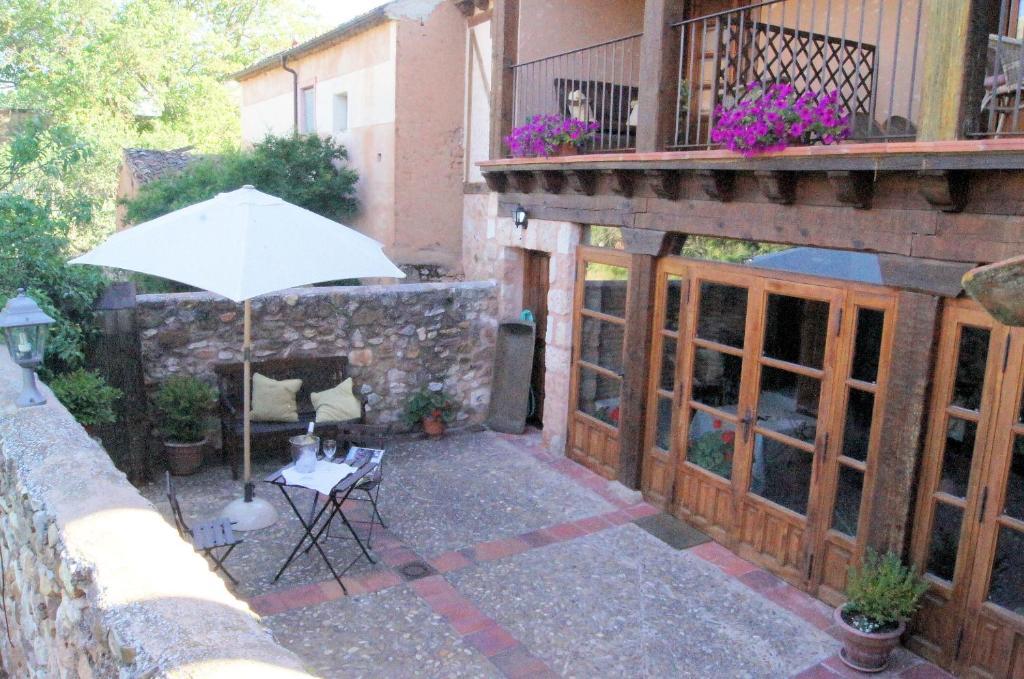 Hotel Rural El Adarve ไอยอน ภายนอก รูปภาพ